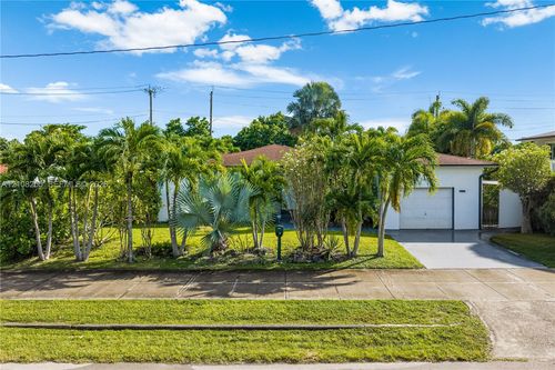 1650 Ne 171st St, North Miami Beach, FL, 33162 | Card Image
