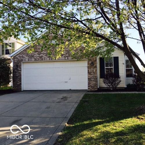 2737 Dawnlake Dr, Indianapolis, IN, 46217-7026 | Card Image