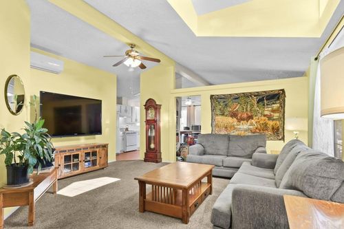 spc-200-13162 Highway 8 Business, El Cajon, CA, 92021-1870 | Card Image