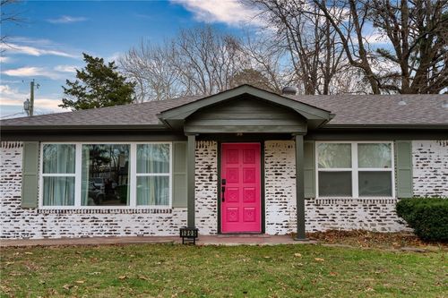 1305 Convair St, Bentonville, AR, 72712-6566 | Card Image