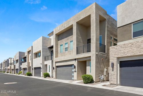 6888 E Lyra Dr, Scottsdale, AZ, 85257-3367 | Card Image