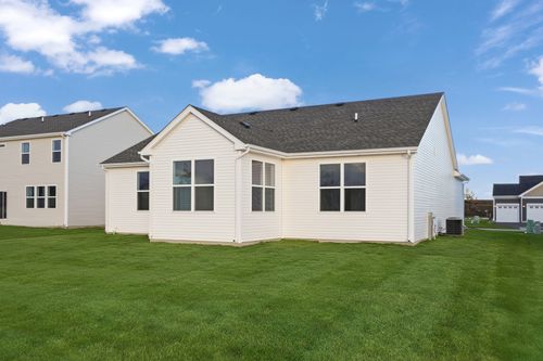 3839 Riverwood Dr, Woodstock, IL, 60098 | Card Image