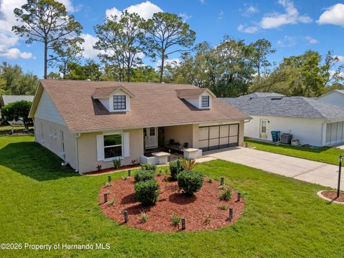6433 Lost Tree Ln, Spring Hill, FL, 34606-3333 | Card Image