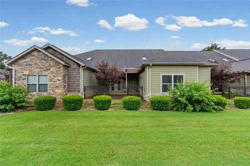 b-2007 S Dixieland Rd, Rogers, AR, 72758-6253 | Card Image