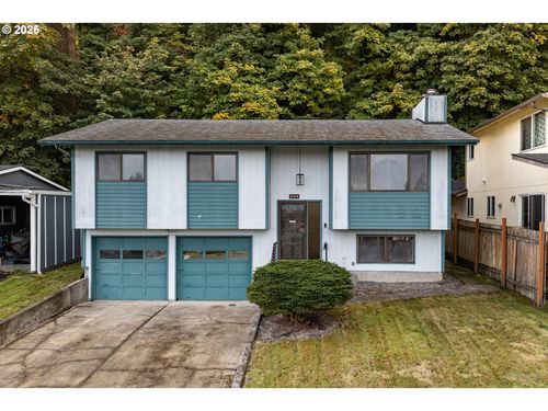 1124 W C St, Rainier, OR, 97048-2517 | Card Image