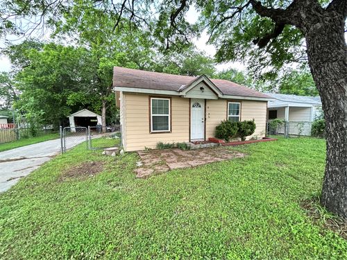 2132 N Sylvania Avenue, Fort Worth, TX, 76111 | Card Image