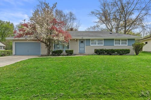 5427 W Spring Ln, Milwaukee, WI, 53223-4340 | Card Image
