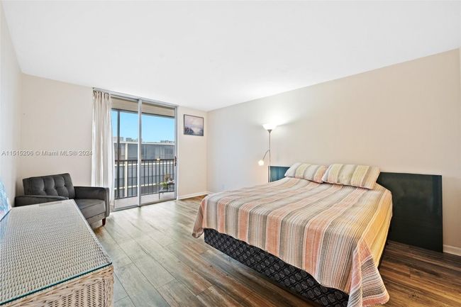 APT-504 - 740 E Ocean Ave, Condo with 1 bedrooms, 2 bathrooms and null parking in Boynton Beach FL | Image 17