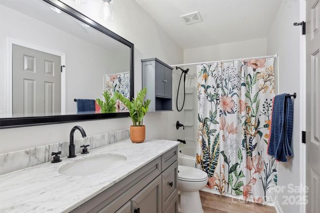 27037 Tidal Way, House other with 4 bedrooms, 2 bathrooms and null parking in Tega Cay SC | Image 30