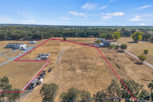 125 W Wise Rd, Lincoln, CA, 95648-9425 | Card Image