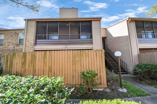 1510-10555 Turtlewood Ct, Houston, TX, 77072-2726 | Card Image
