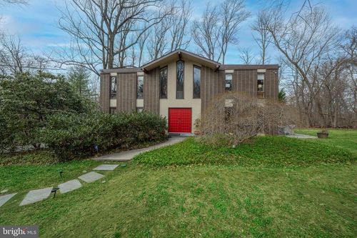 828 Summit Rd, PENN VALLEY, PA, 19072-1323 | Card Image