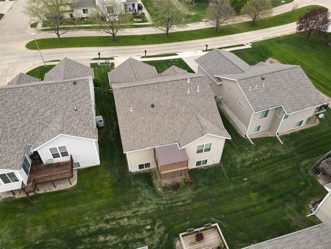 6807 Waterview Dr, Condo with 2 bedrooms, 3 bathrooms and null parking in Cedar Rapids IA | Image 22