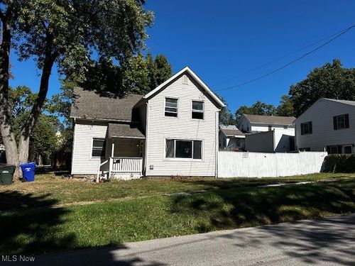 425 Myrtle Ave, Cuyahoga Falls, OH, 44221-3329 | Card Image