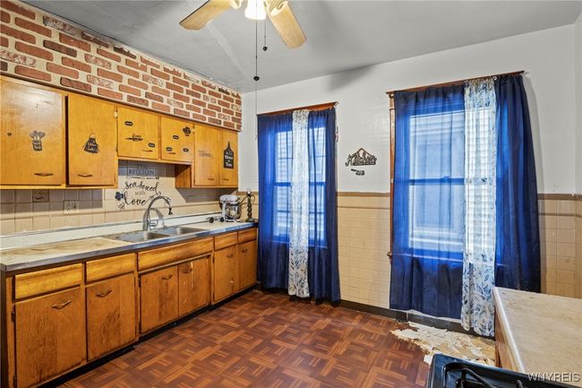 1319 Electric Ave, Home with 6 bedrooms, 2 bathrooms and null parking in Lackawanna NY | Image 16