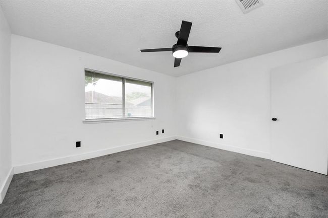 3118 Raccoon Run, House other with 3 bedrooms, 2 bathrooms and 1 parking in Spring TX | Image 21