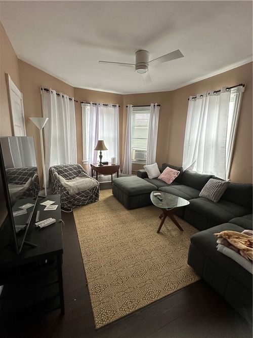 3-29 Prospect St, Bristol, RI, 02809-3174 | Card Image