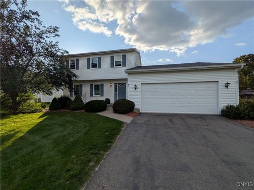5 Hickory Ln, Cortland, NY, 13045-1407 | Card Image
