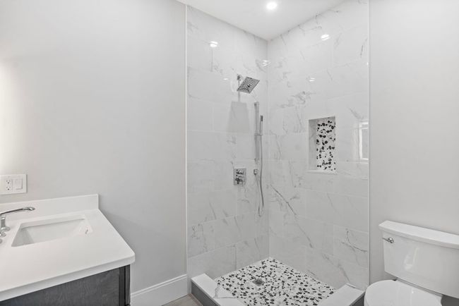 21 Jayne Rd, House other with 5 bedrooms, 4 bathrooms and 2 parking in Needham MA | Image 28