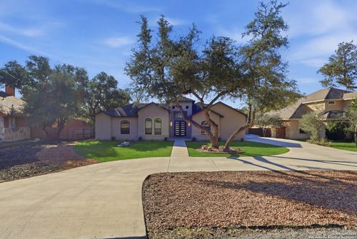 910 Slumber Pass, San Antonio, TX, 78260-5368 | Card Image