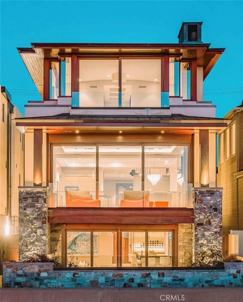 1932 The Strand, Hermosa Beach, CA, 90254-5042 | Card Image