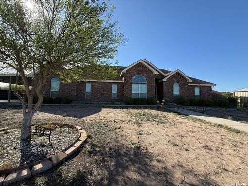 137 Lakeview Trce, Three Rivers, TX, 78071-3266 | Card Image