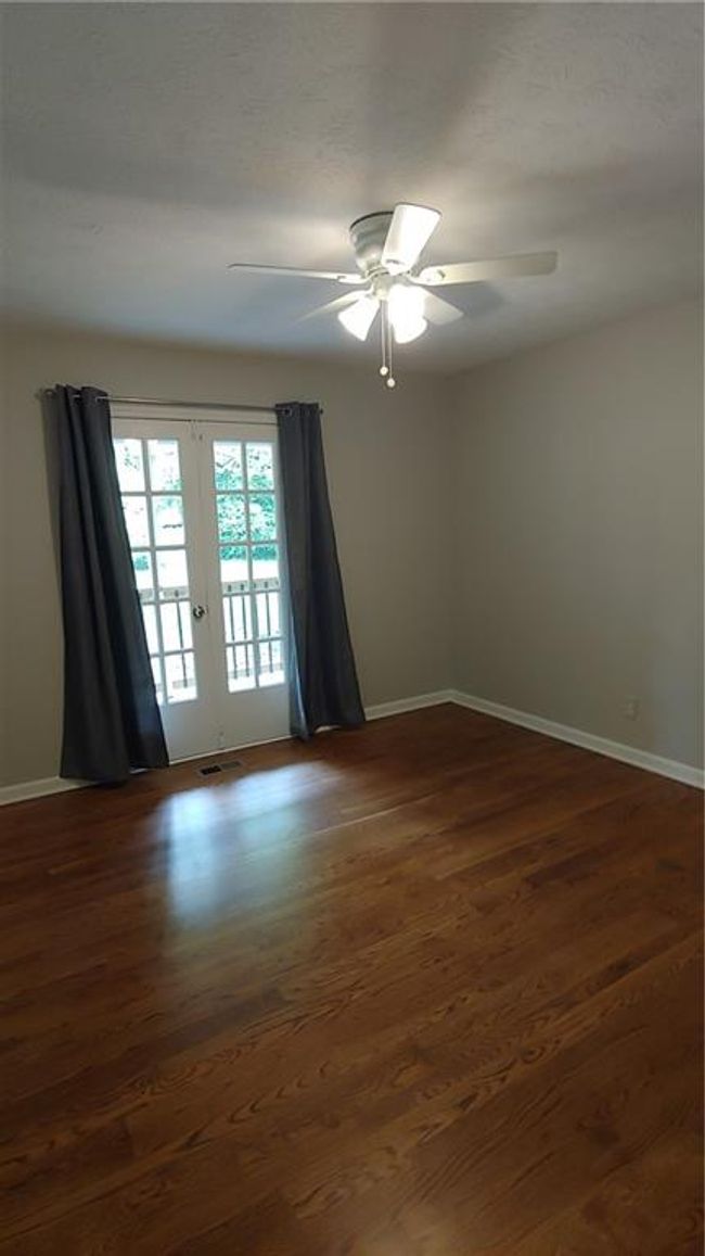 316 Creekbend Dr, House other with 3 bedrooms, 2 bathrooms and null parking in Woodstock GA | Image 8