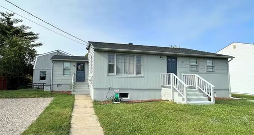 13 Ocean View Dr, Narragansett, RI, 02882-5413 | Card Image