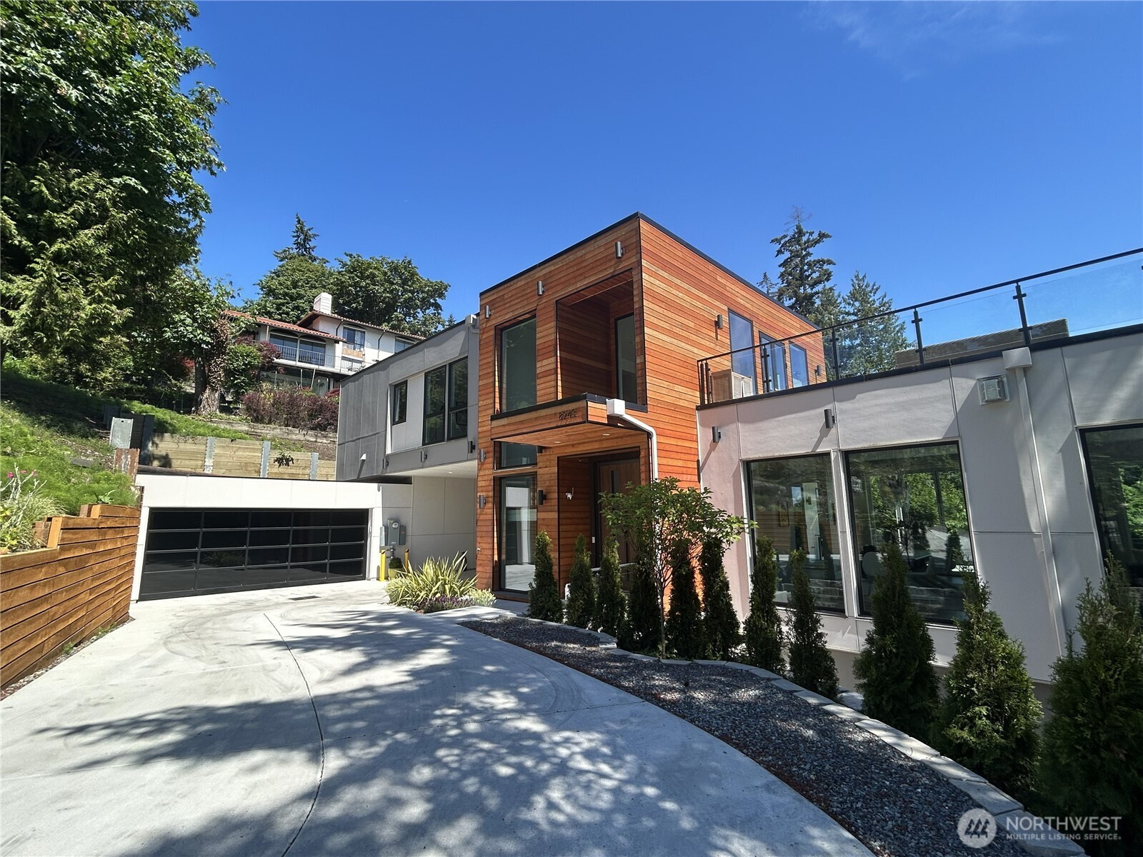 Residential Lease in Mercer Island 3