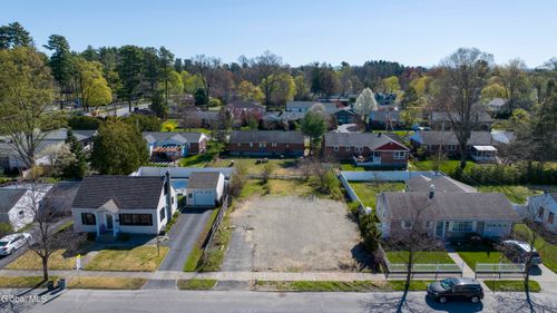 7 Schuyler Dr, Saratoga Springs, NY, 12866-3601 | Card Image