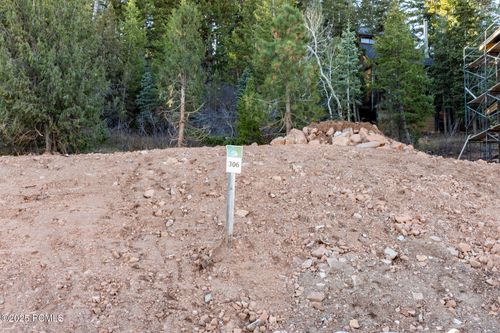 306-4069 W Crest Ct, Park City, UT, 84098-1407 | Card Image