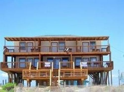 101 Howard Ave, Surfside Bch, TX, 77541-9295 | Card Image