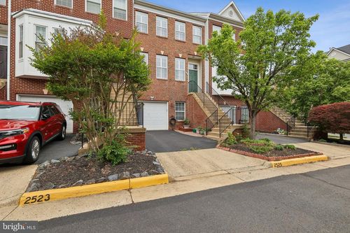 2525 James Madison Cir, HERNDON, VA, 20171-4322 | Card Image