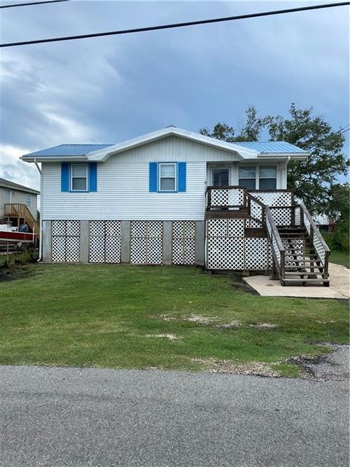 5550 Fisher St, Lafitte, LA, 70067-5528 | Card Image