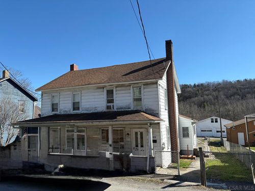 588 Railroad St, Windber, PA, 15963-1819 | Card Image