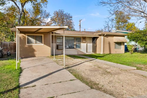 131 Savannah Dr, San Antonio, TX, 78213-3548 | Card Image