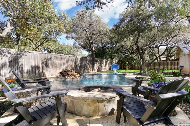 333 Meadowbrook Dr, House other with 3 bedrooms, 2 bathrooms and null parking in Hollywood Park TX | Image 22