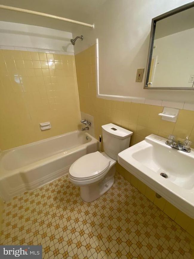 APT-312 - 1330 New Hampshire Ave Nw, Condo with 0 bedrooms, 1 bathrooms and null parking in WASHINGTON DC | Image 8