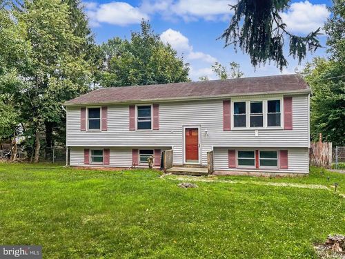 410 Skyline Dr, Blakeslee, PA, 18610-7912 | Card Image