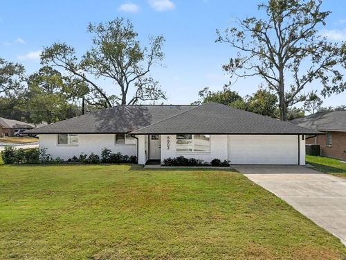 8903 Railton St, Houston, TX, 77080-1746 | Card Image