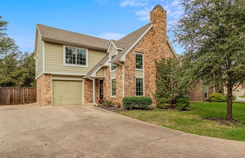 700 Silverstone Ln, Irving, TX, 75063-6837 | Card Image