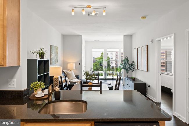 APT-512 - 8045 Newell St, Condo with 1 bedrooms, 1 bathrooms and null parking in SILVER SPRING MD | Image 17