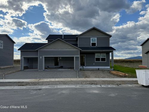 3241 N Corvus St, Post Falls, ID, 83854-3810 | Card Image