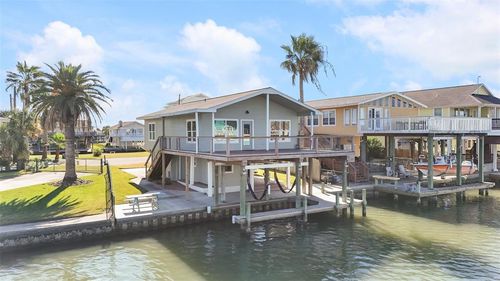 16600 Flounder Way, Jamaica Beach, TX, 77554 | Card Image