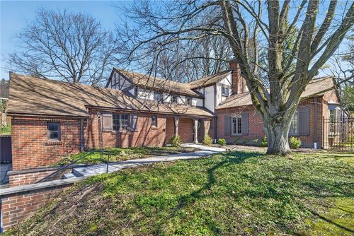 25 Cornell St, Ithaca, NY, 14850-6232 | Card Image