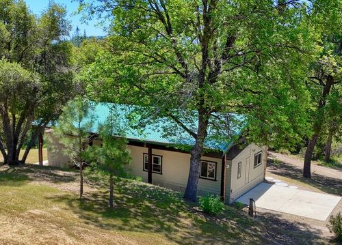 2843 E Westfall Rd, Mariposa, CA, 95338-9682 | Card Image
