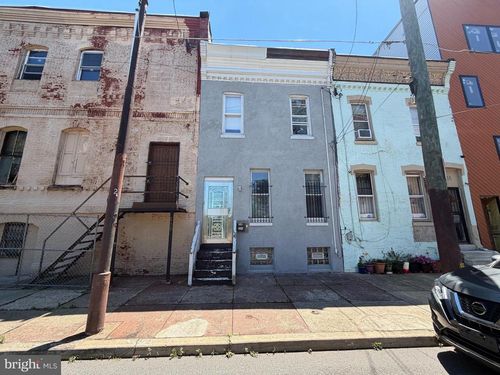 2213 N 11th St, PHILADELPHIA, PA, 19133-1001 | Card Image