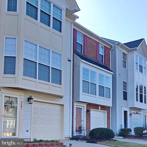 9279 Kristy Dr, MANASSAS PARK, VA, 20111-2489 | Card Image