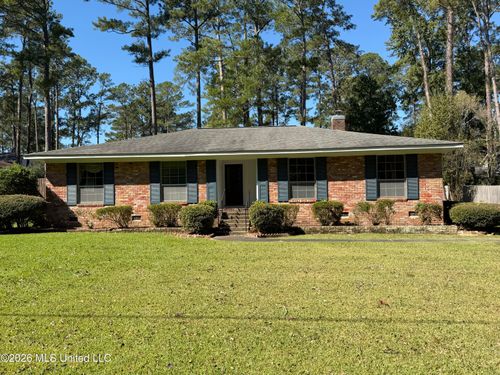 1302 S Church St, Brookhaven, MS, 39601-4012 | Card Image