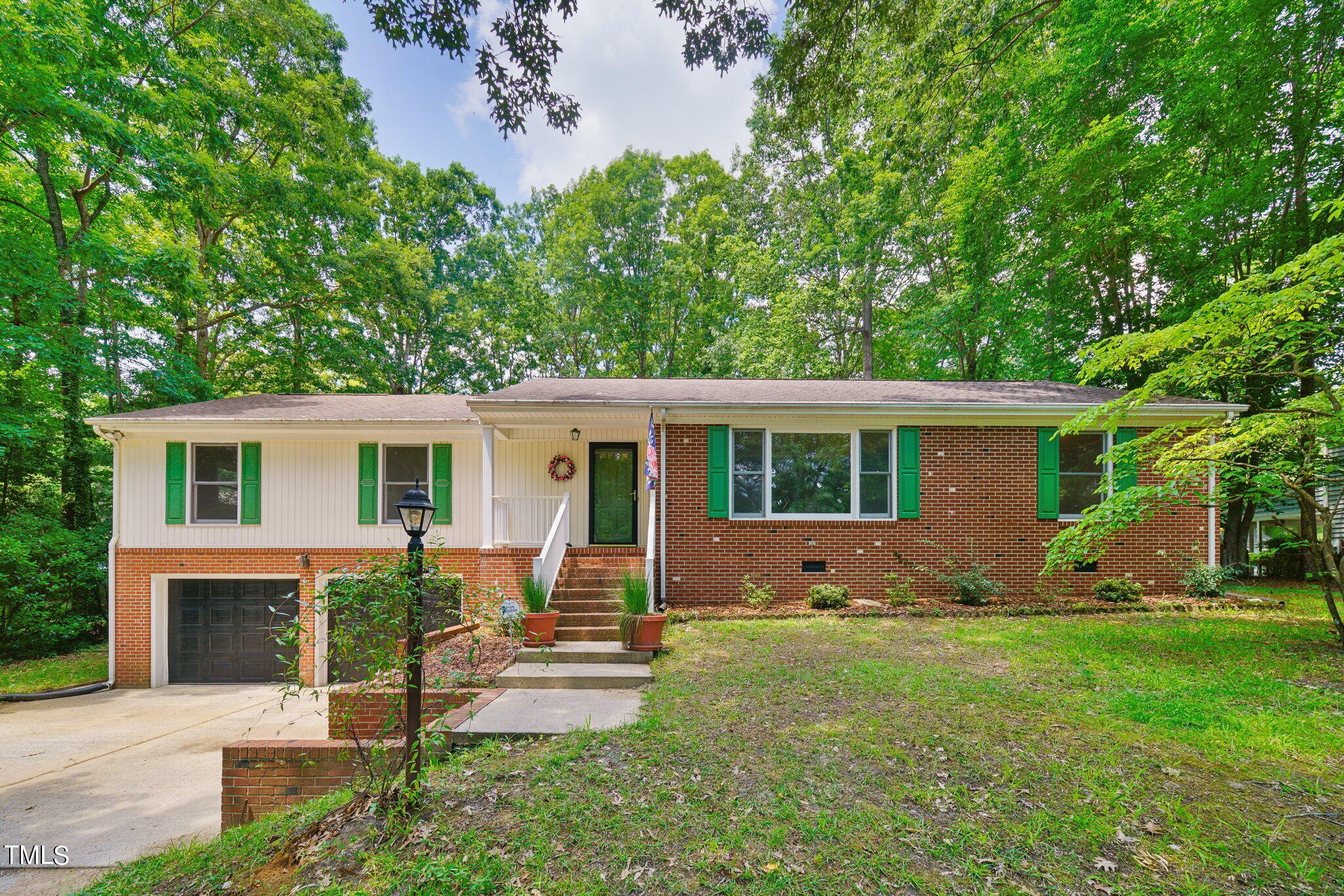 Rollingwood Rd, Roanoke Rapids, NC 27870